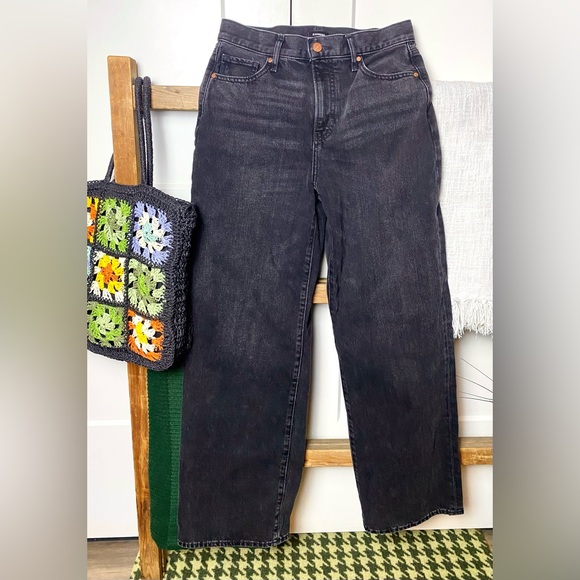 Express | High-waisted Wide-Leg Jeans 🖤👖 - Picture 1 of 8